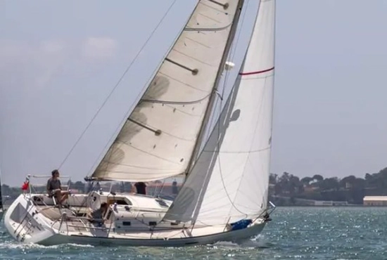 Beneteau First 31.7 usato - foto 1