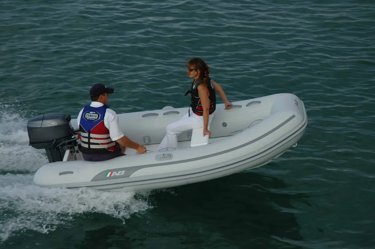 AB Inflatables 10 AL