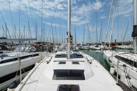 Dufour D390 Grand Large used - photo 1