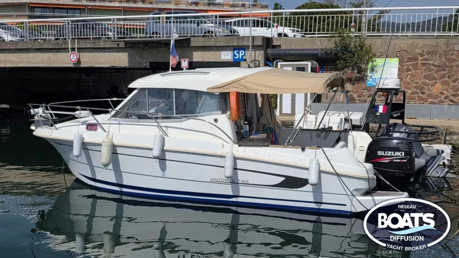 Beneteau Antares 750 hb used - photo 1