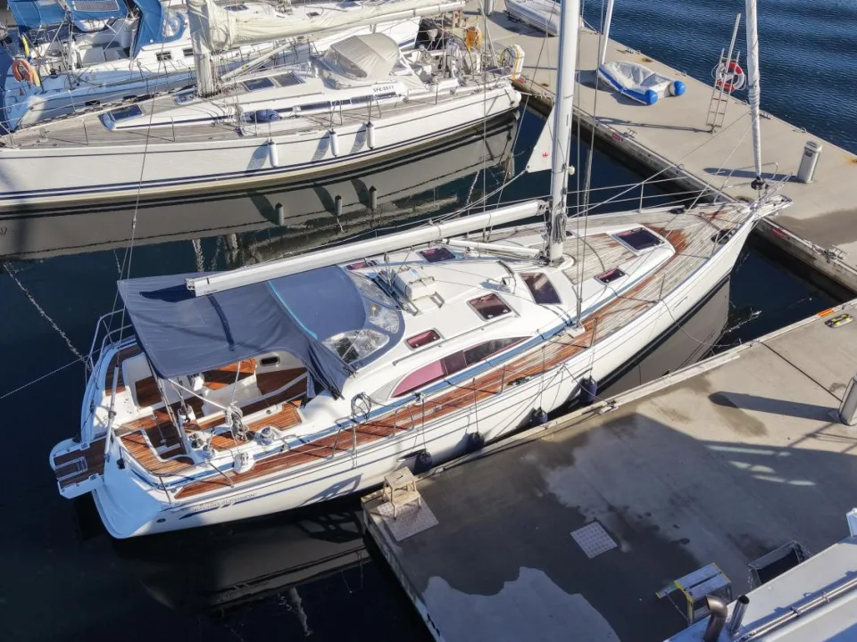 Bavaria Yachts 44 Vision used - photo 1