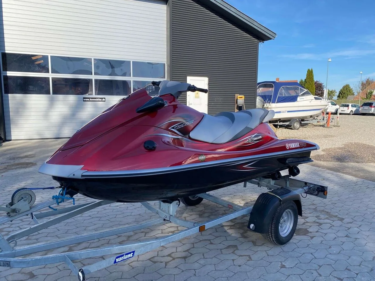 Yamaha 300 VX Deluxe used - photo 1