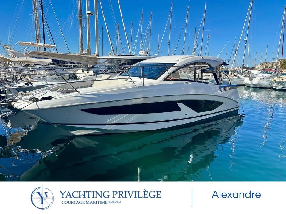 Beneteau GRAN TURISMO 36 used - photo 1