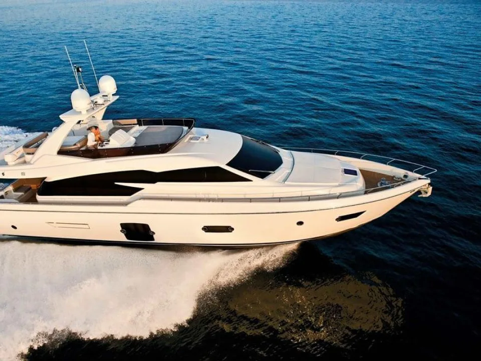 Ferretti Yachts 720 used - photo 1