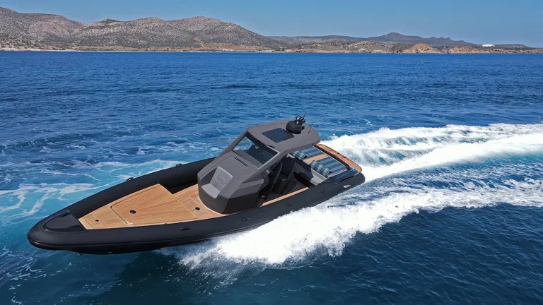 Ribco Venom 44 Open Sterndrive