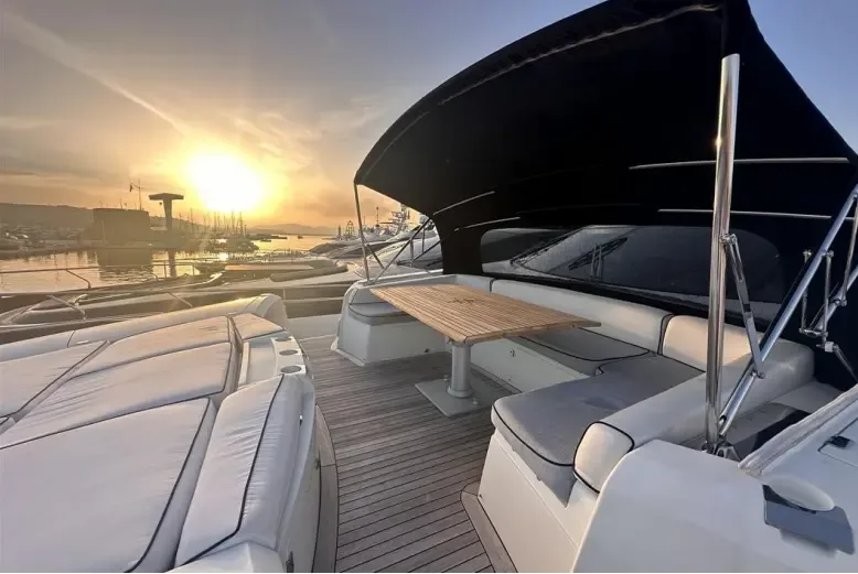 Sunseeker PREDATOR 84 used - hero image 21