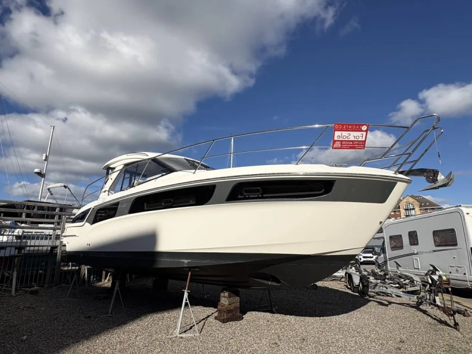 Bavaria Yachts S36 used - photo 1