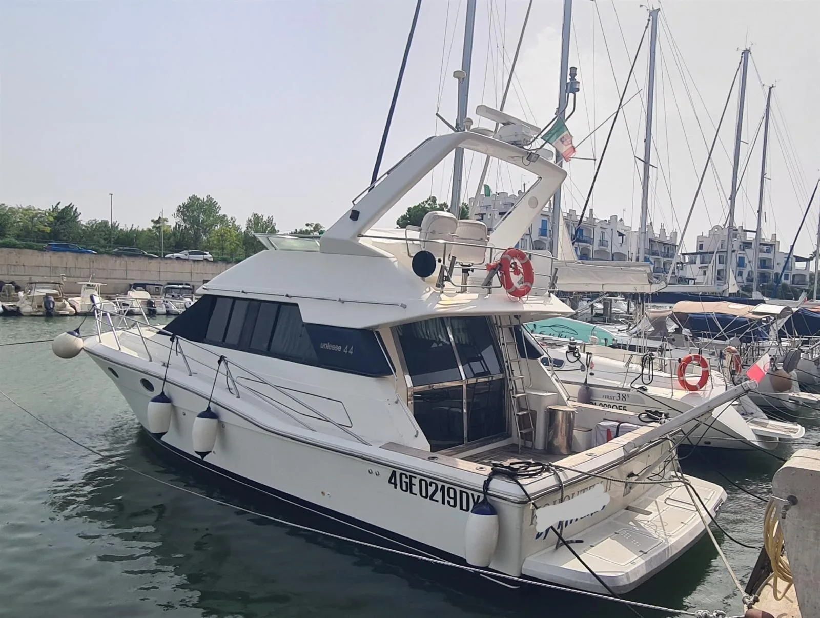 Uniesse 44 sc fly d'occasion - photo 1