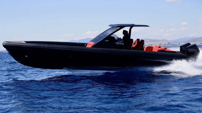 Technohull 38 Grand Sport