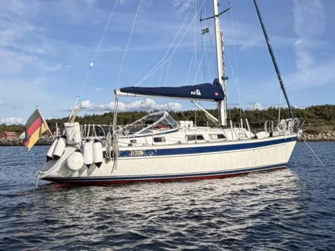 Hallberg-Rassy 34 used - photo 1
