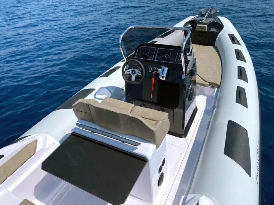 Ranieri GOMMONE RANIERI CAYMAN 23 SPORT 2026 usa gebraucht - Foto 1