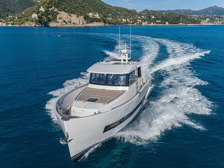 Sundeck Yachts 430 Sport