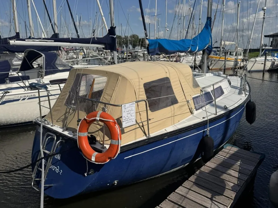 Dufour 31 used - photo 1