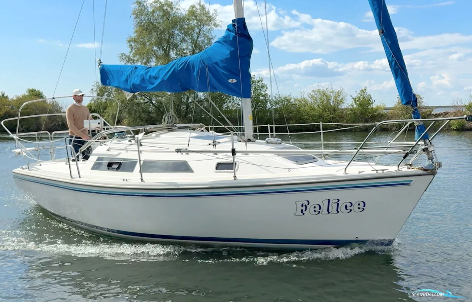 Catalina 270 used - photo 1