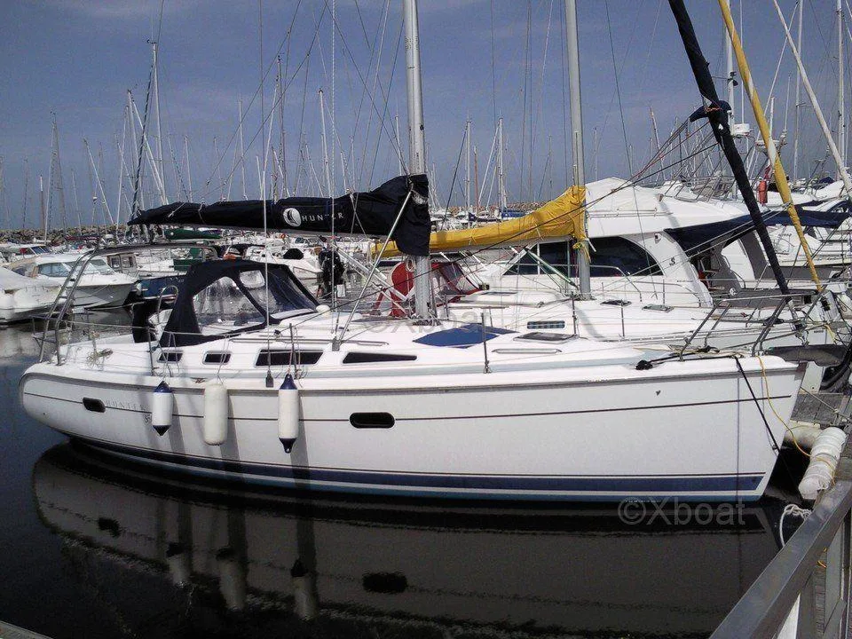Hunter 356 used - photo 1