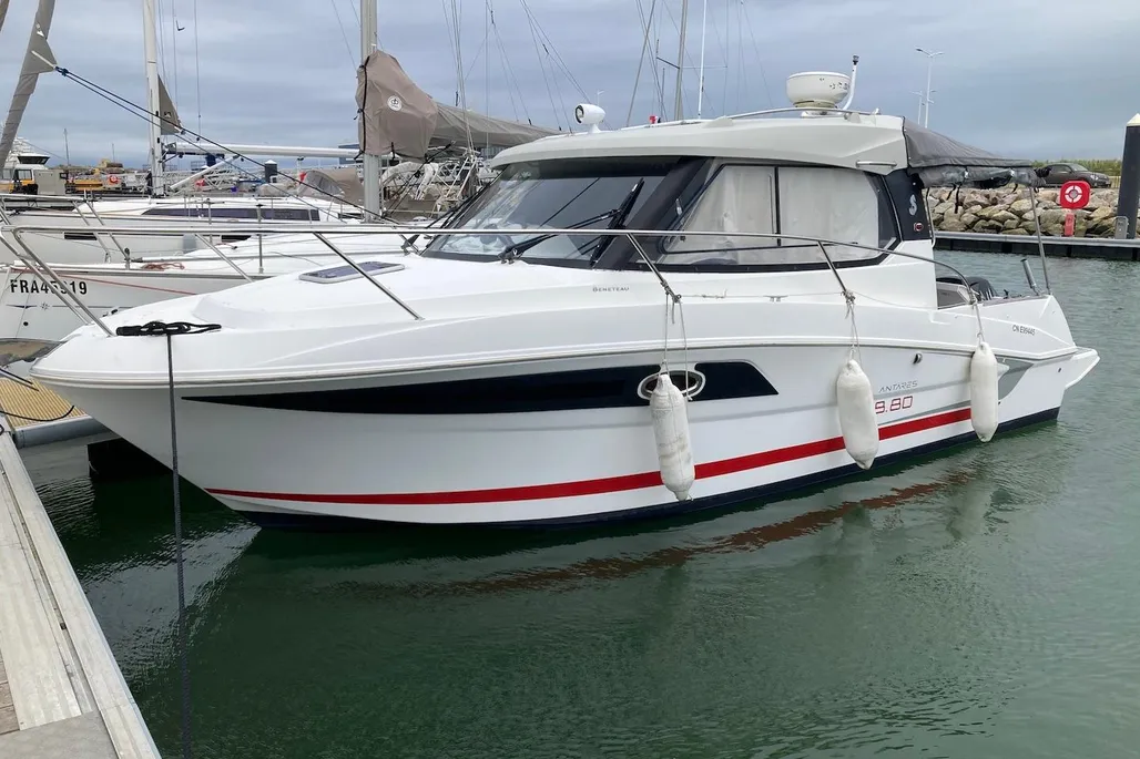 Beneteau Antares 8.80 d'occasion - photo 1