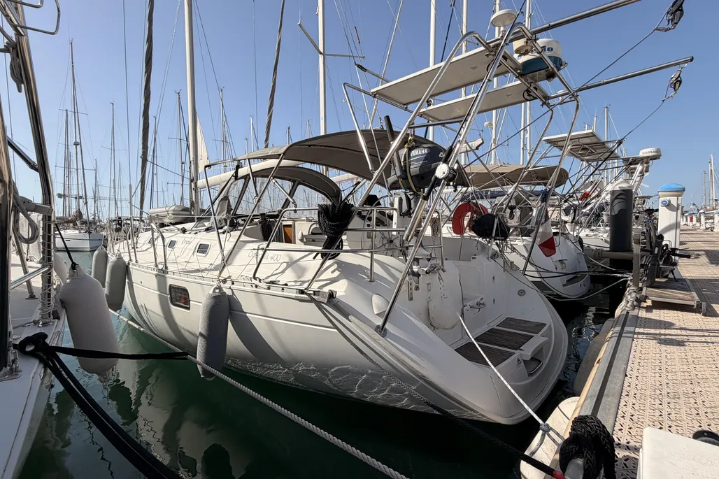 Beneteau Oceanis 400 d'occasion - photo 1