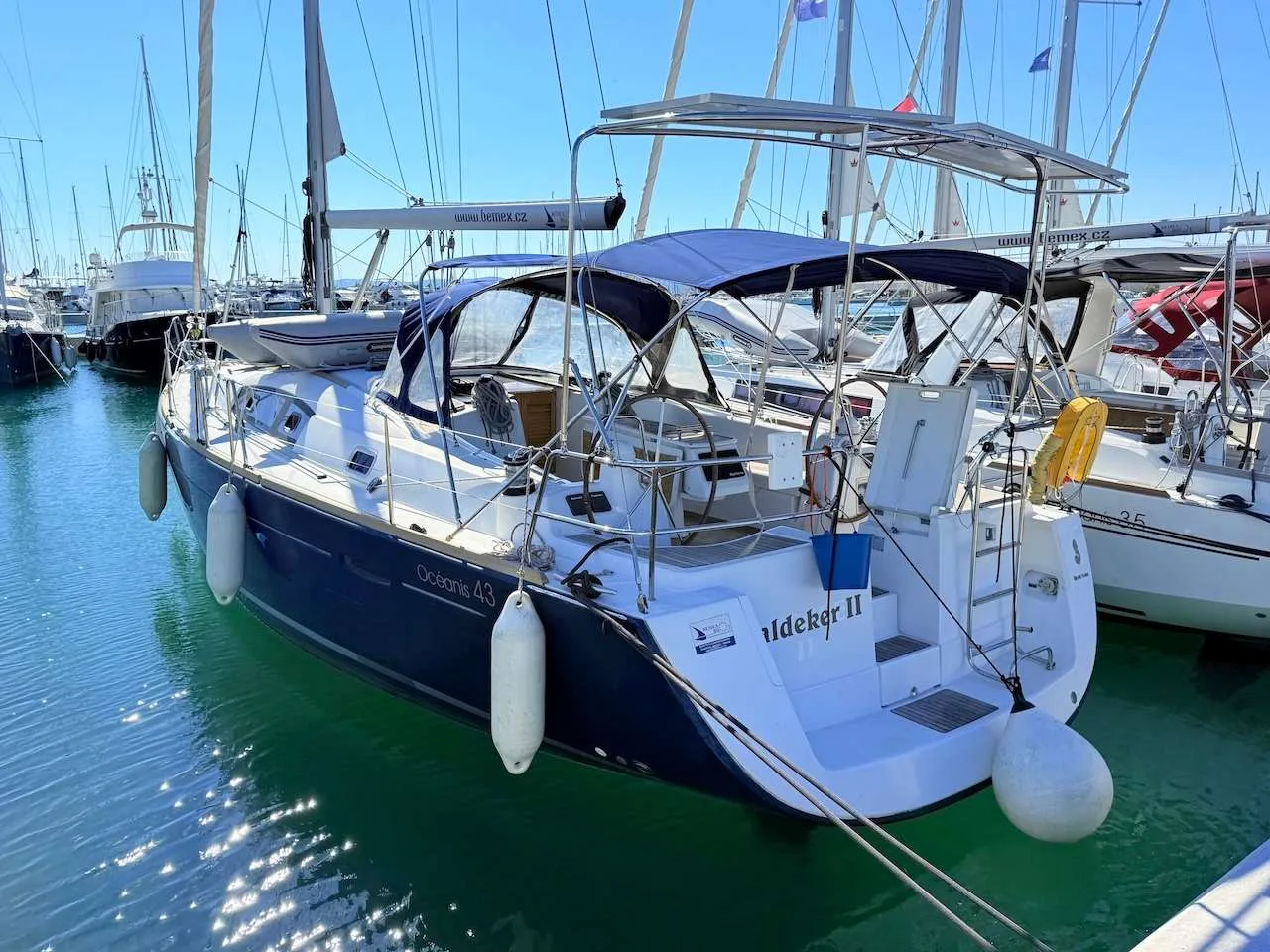 Beneteau Oceanis 43 d'occasion - photo 1