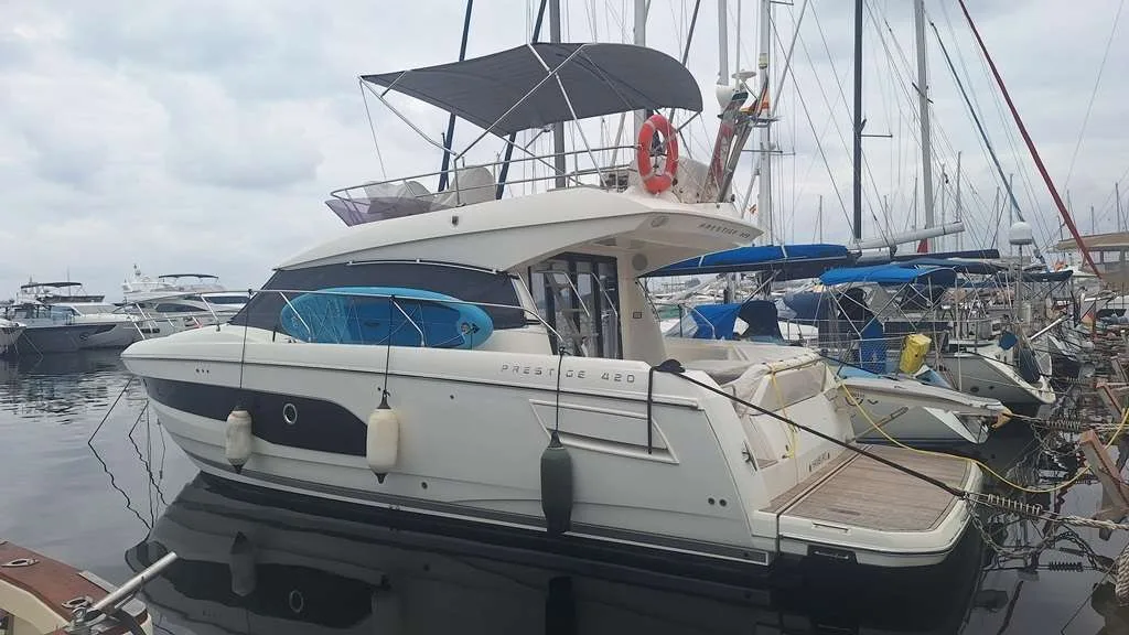 Prestige 420 used - photo 1