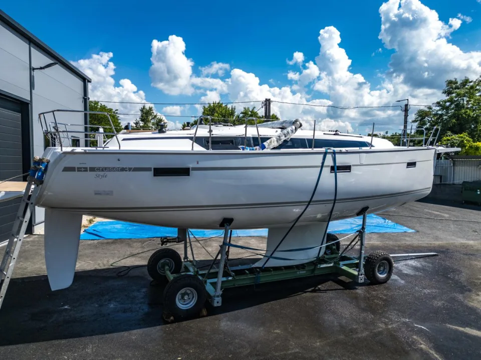 Bavaria Yachts CRUISER 37 STYLE used - photo 1