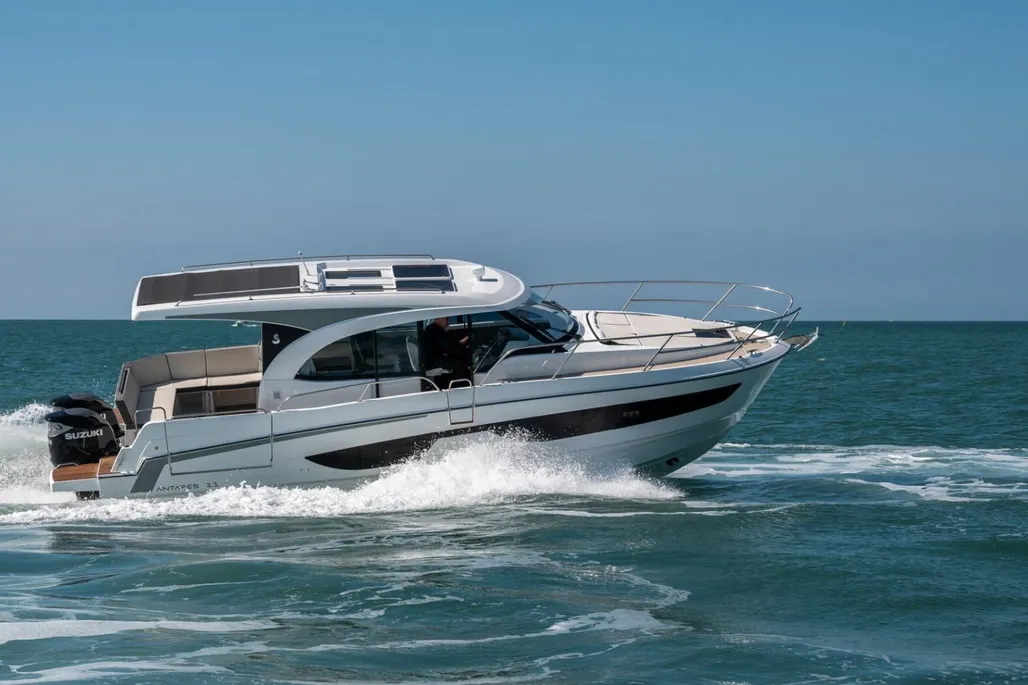 Beneteau Antares 11 Coupe usato - foto 1