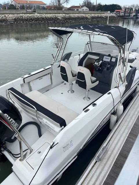 Beneteau FLYER 7.7 SPACEDECK usato - foto 1