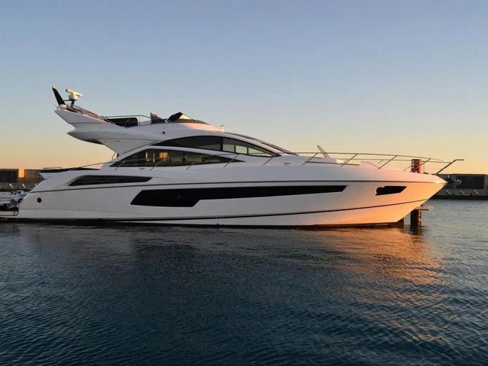 Sunseeker 68 Sport Yacht gebraucht - Foto 1