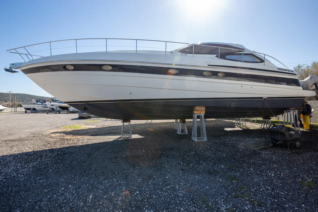 Pershing 52 used - photo 1