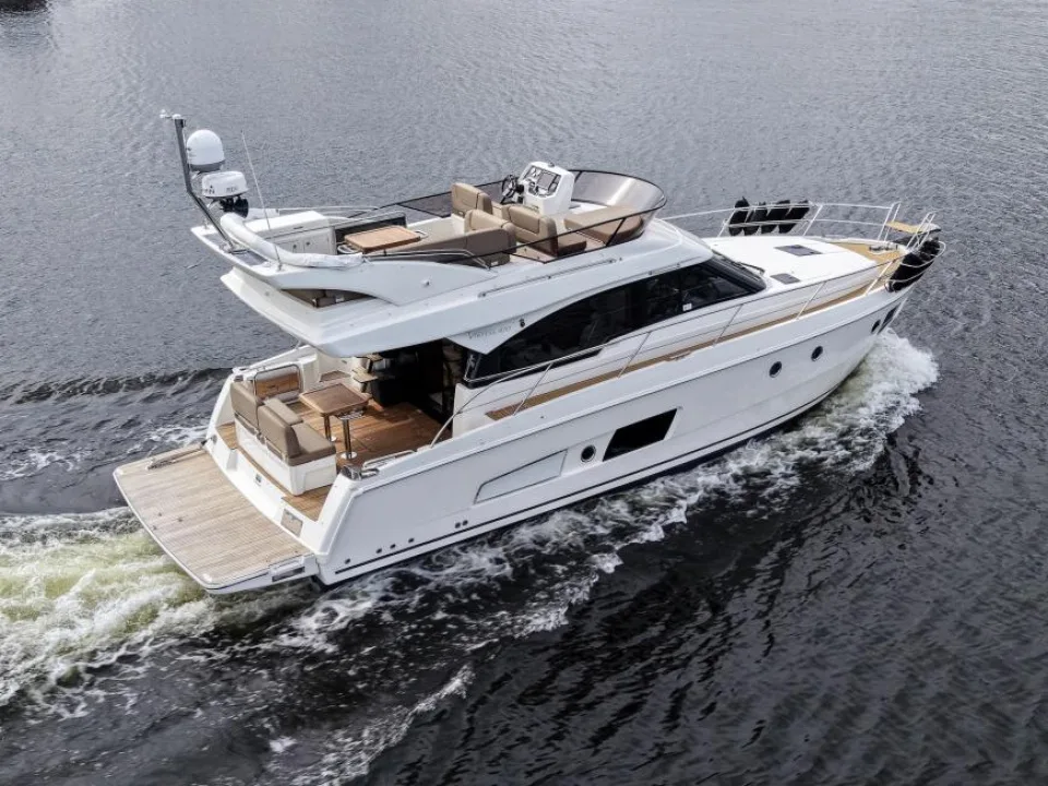 Bavaria Yachts 420 Virtess Fly used - photo 1 Bavaria Yachts 420 Virtess Fly used - photo 1