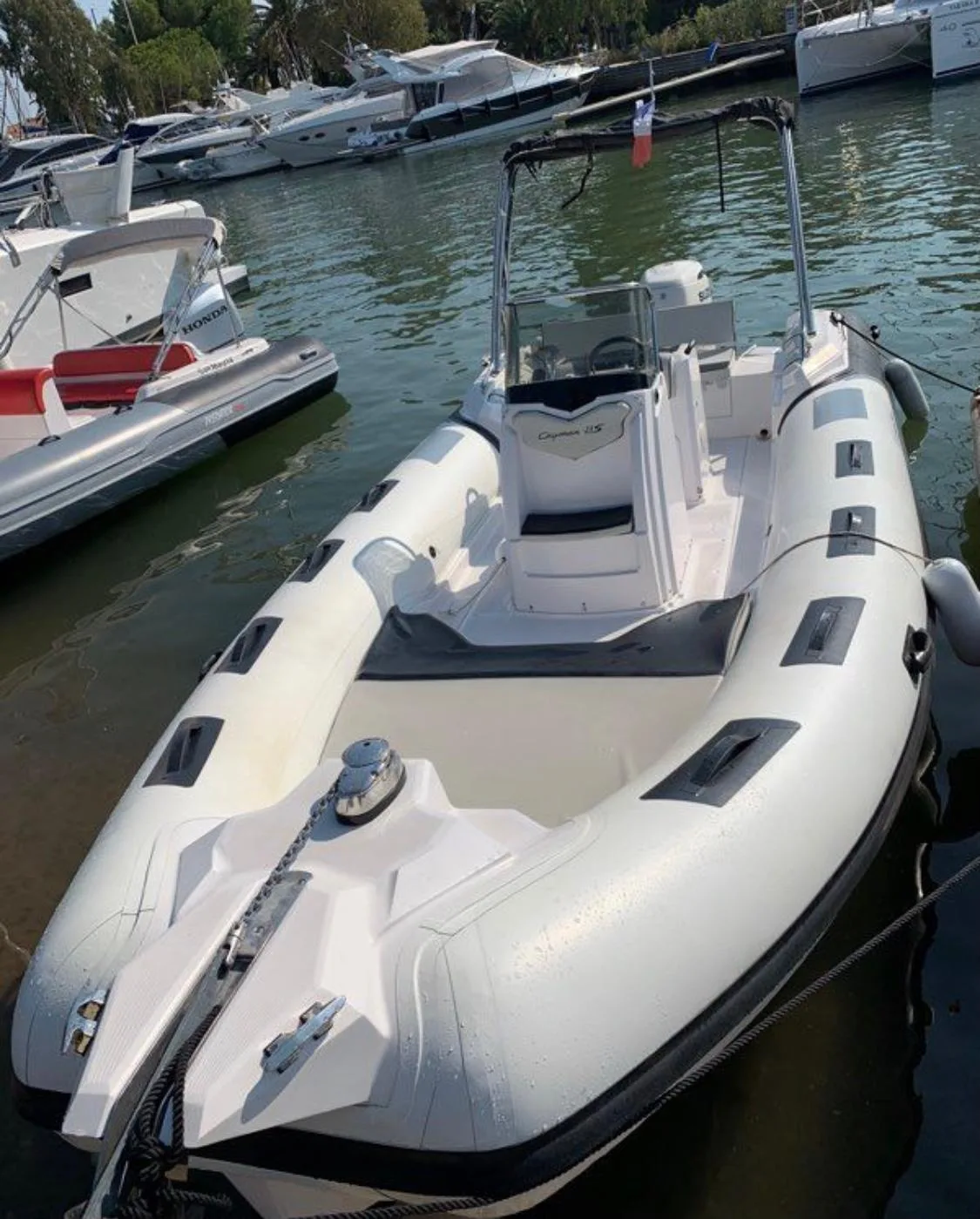 Ranieri Cayman 23s used - photo 1