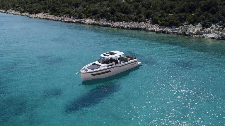 Dromeas Yachts D33 WA