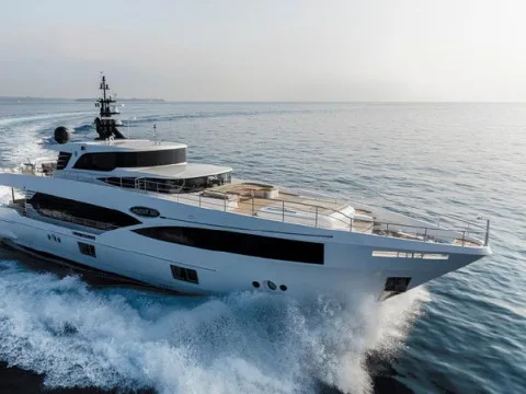 Gulf Craft Majesty 100 used - photo 1