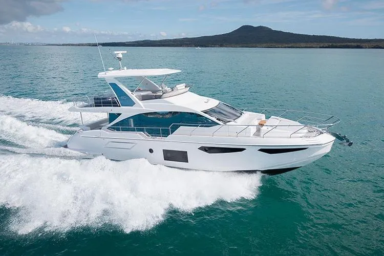 Azimut Fly 60 used - photo 1