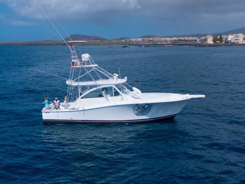 Luhrs 41 Open used - photo 1