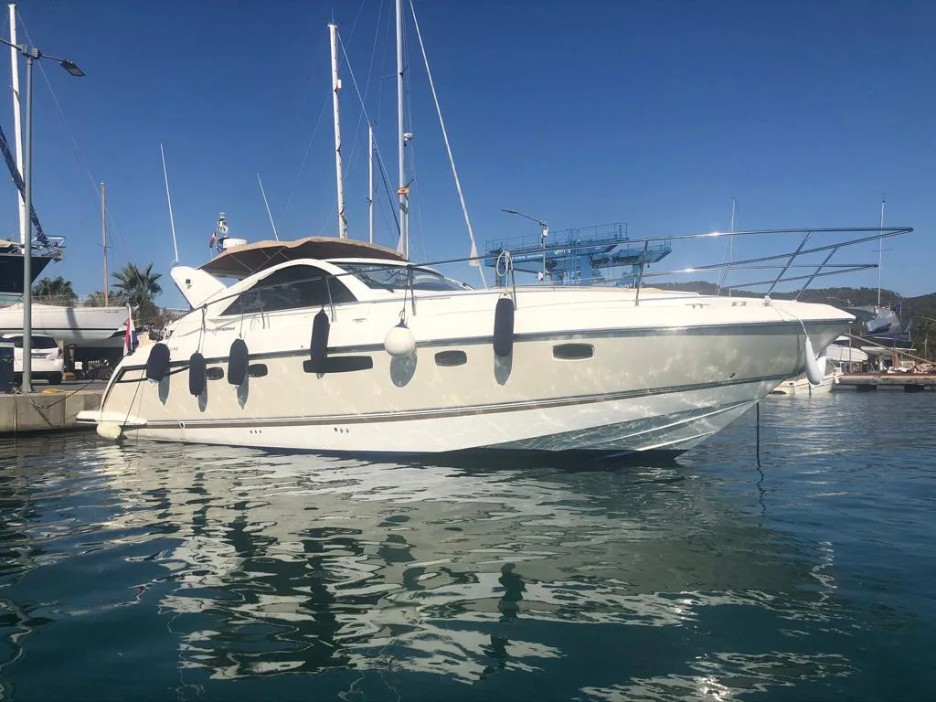Fairline Targa 44 HT used - photo 1