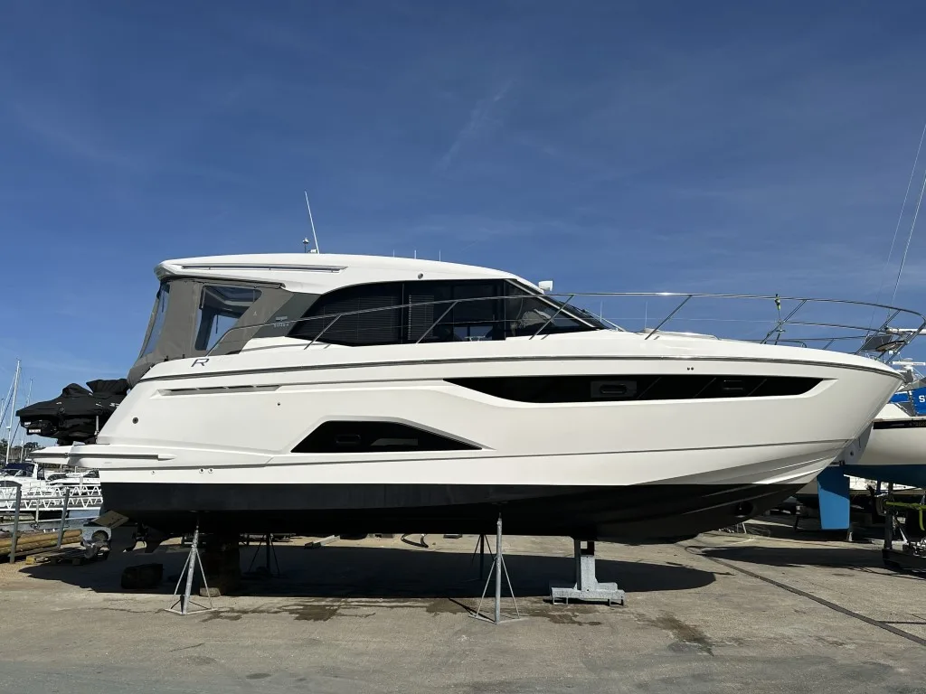 Bavaria Yachts R40 gebraucht - Foto 1 Bavaria Yachts R40 gebraucht - Foto 1