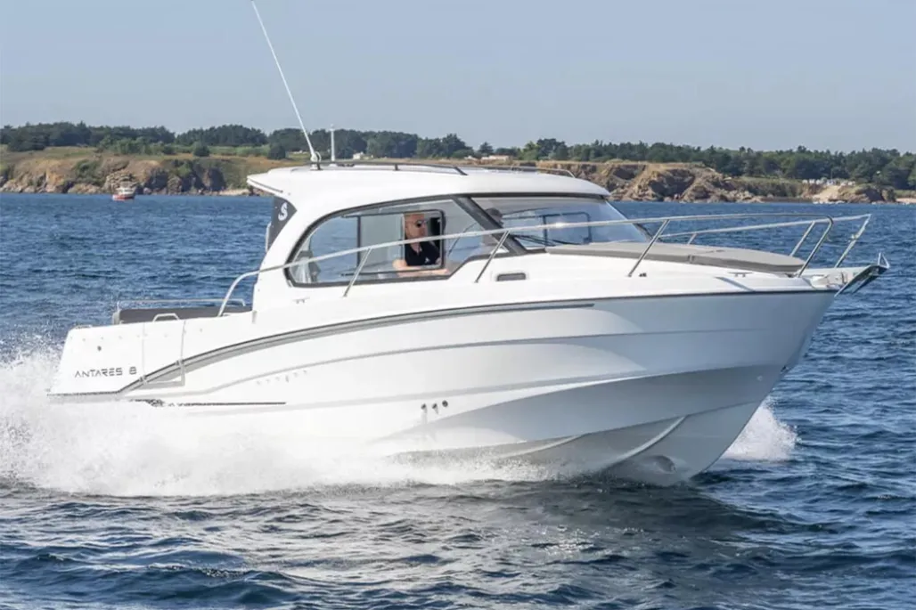 Beneteau Antares 8 d'occasion - photo 1