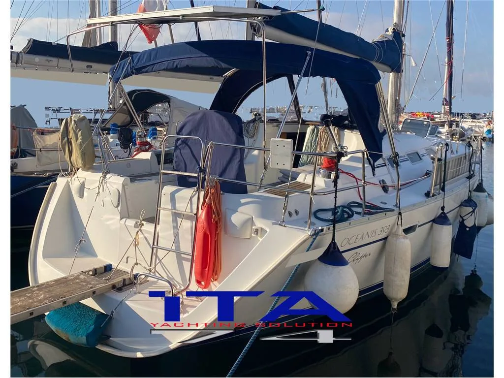 Beneteau Oceanis 393 used - photo 1