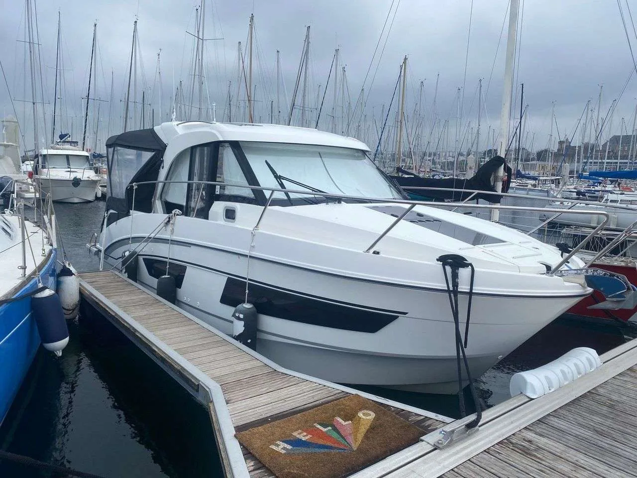 Beneteau ANTARES 9 used - photo 1 Beneteau ANTARES 9 used - photo 1