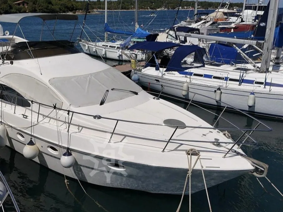 Azimut 42E d'occasion - photo 1