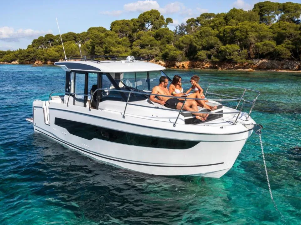 Jeanneau MERRY FISHER 895 Serie 2 gebraucht - Foto 1 Jeanneau MERRY FISHER 895 Serie 2 gebraucht - Foto 1