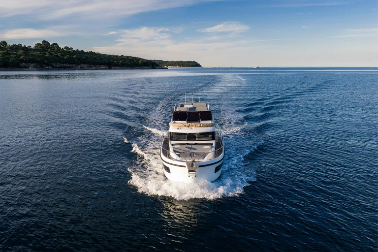 Delphia Yachts Delphia 11 Flylounge