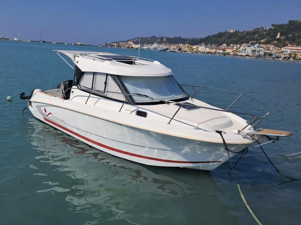 Beneteau Antares 7.80 usato - foto 1