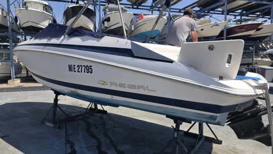 Regal 2250 CUDDY usato - foto 1