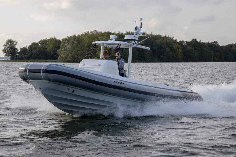 Xtenders 10.6m Beachlander