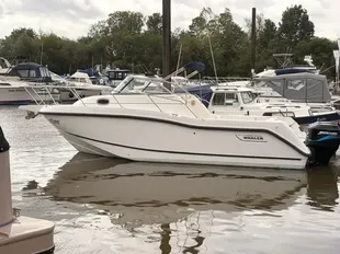 Boston Whaler 255 Conquest used - photo 1