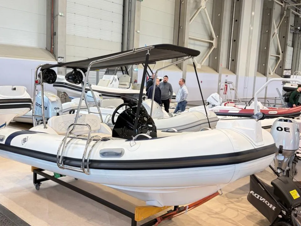 Sea Flash Luxury Tender 380 used - photo 1