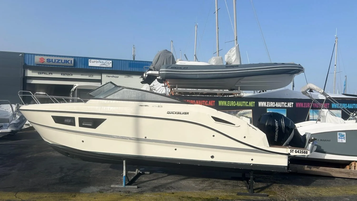 Quicksilver 805 cruiser used - photo 1