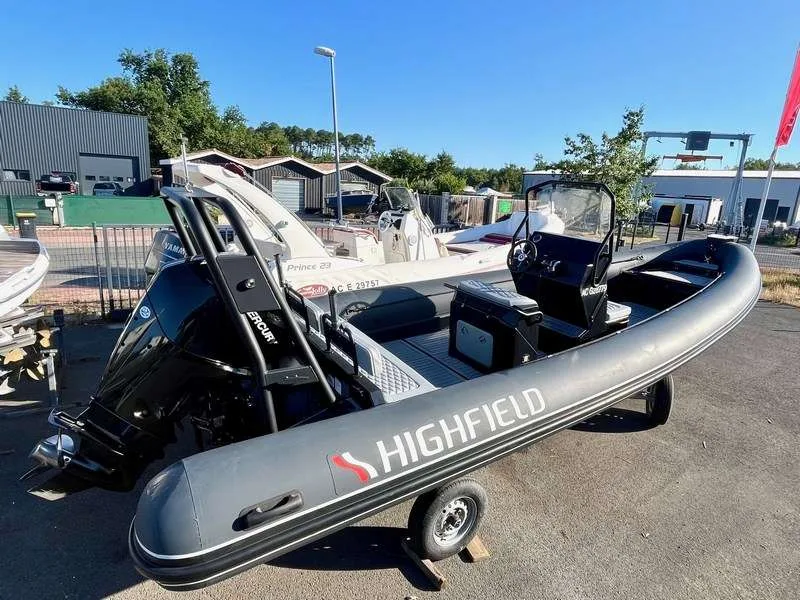 Highfield 760 PATROL used - photo 1