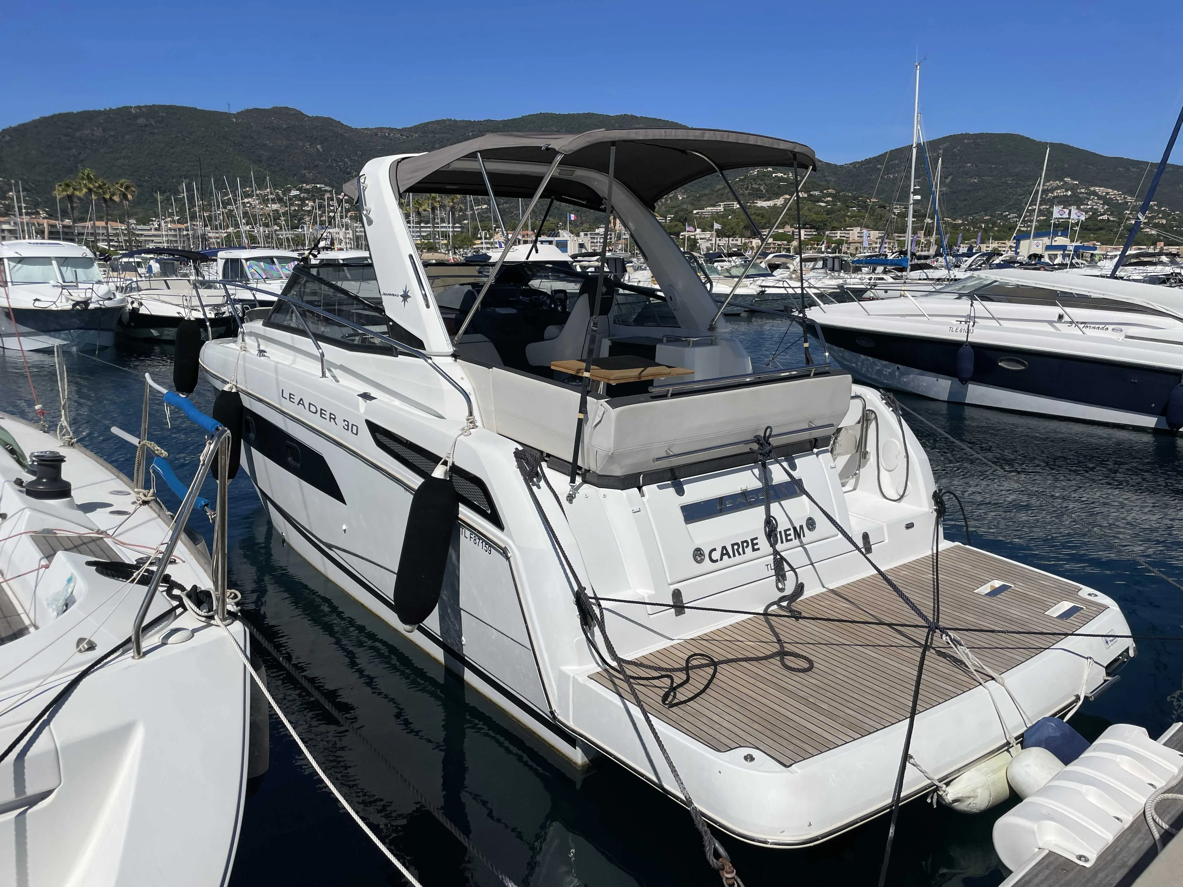 Jeanneau LEADER 30 used - photo 1